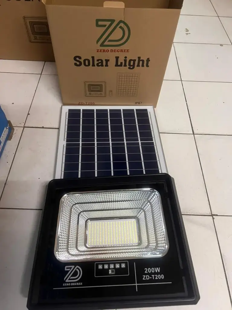 2OOW SOLAR FLOOD LIGHT