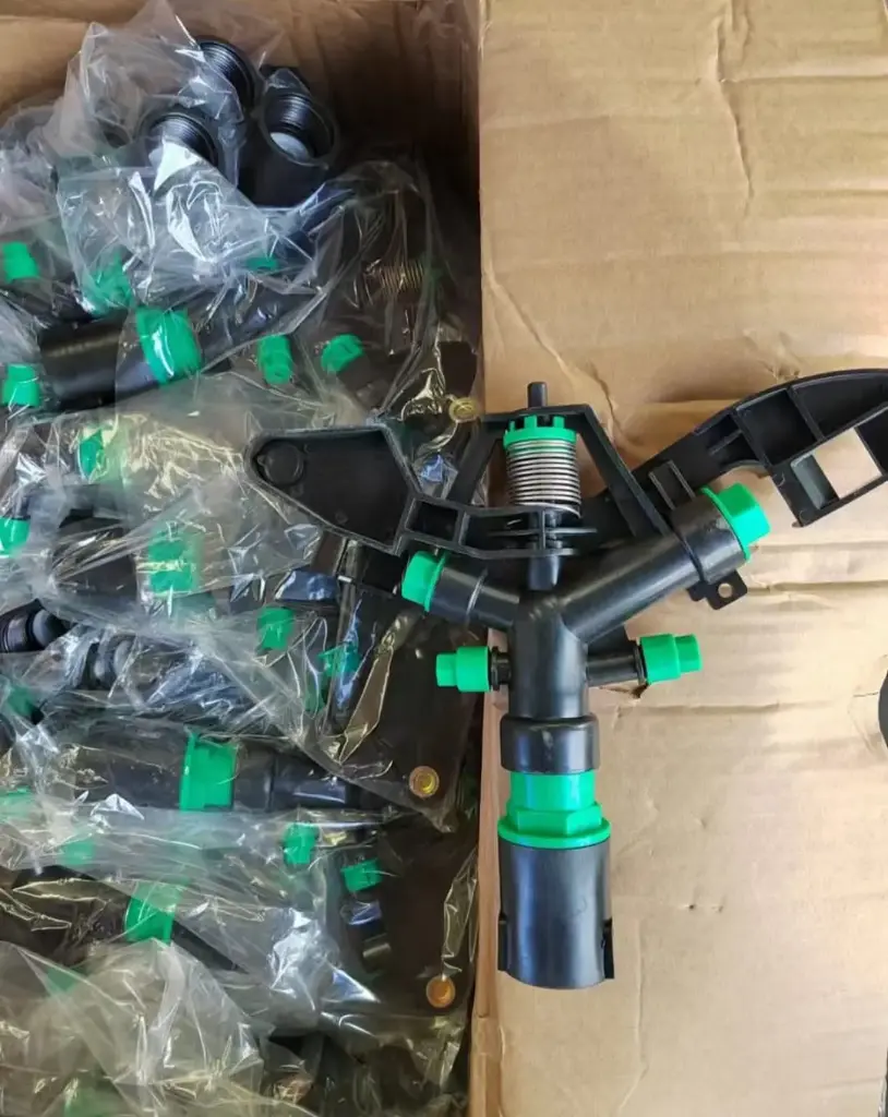 Plastic Sprinkler 1/2'' Male